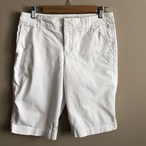 Bermuda Shorts, Size 6